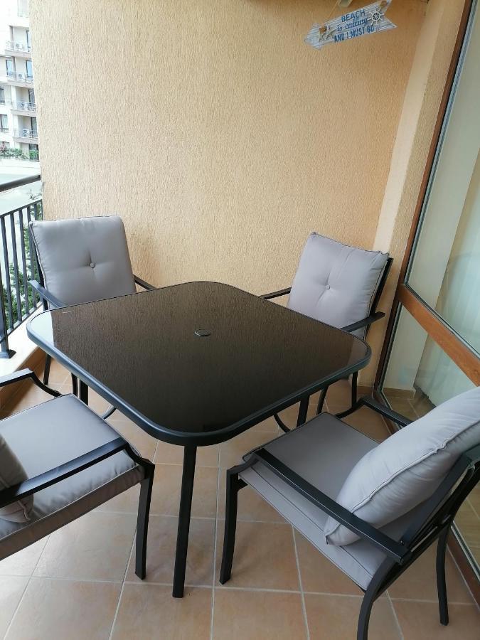 Bright Studio With Parking & Pool Święty Włas Zewnętrze zdjęcie